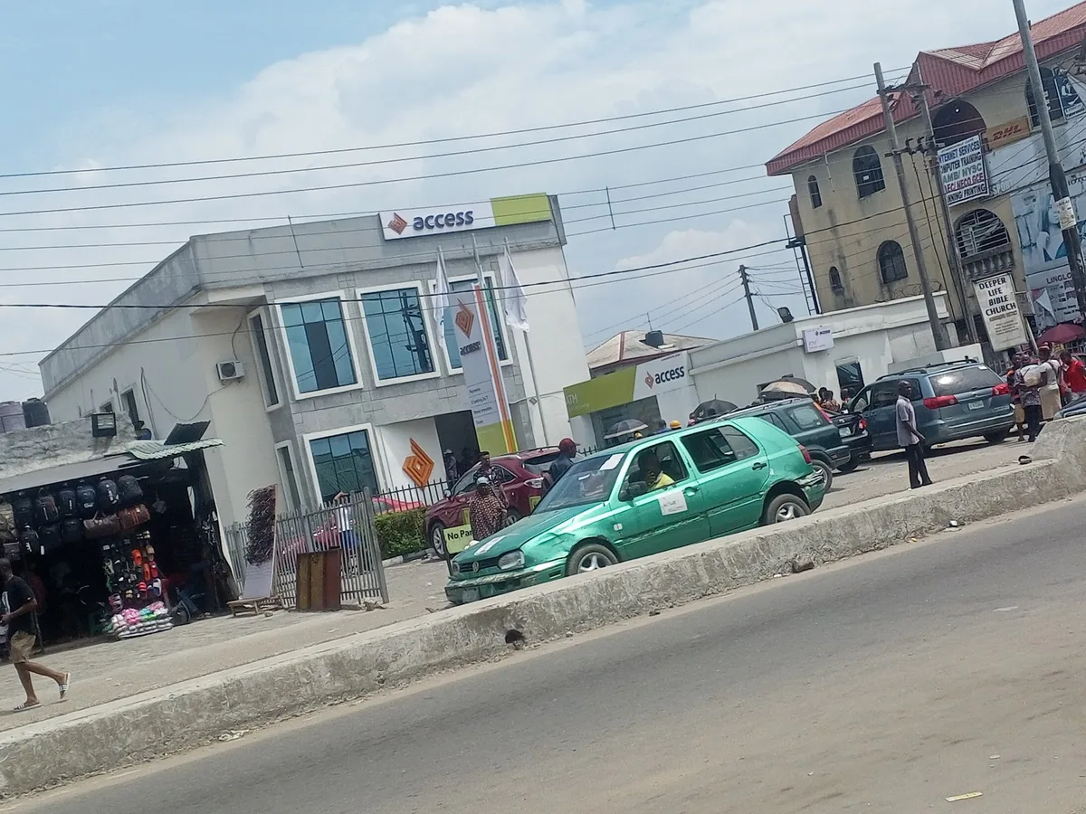 Access Bank Plc Ph, Rumuokoro East - West Road — photo