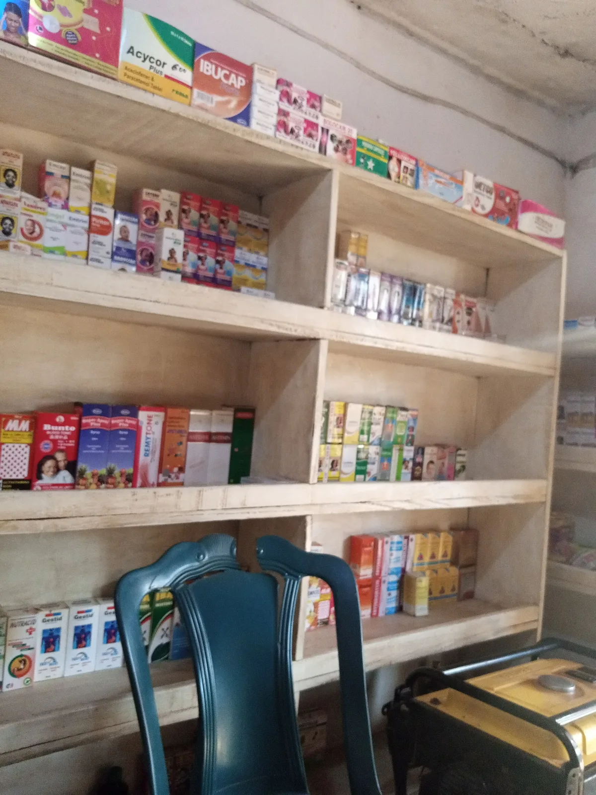OVERFLOW PATENT MEDICINE SHOP — photo