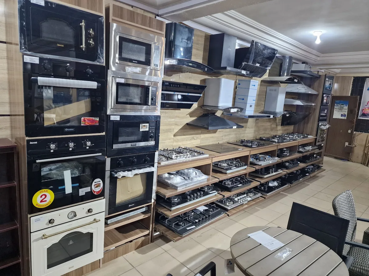 Electronics Warehouse — photo