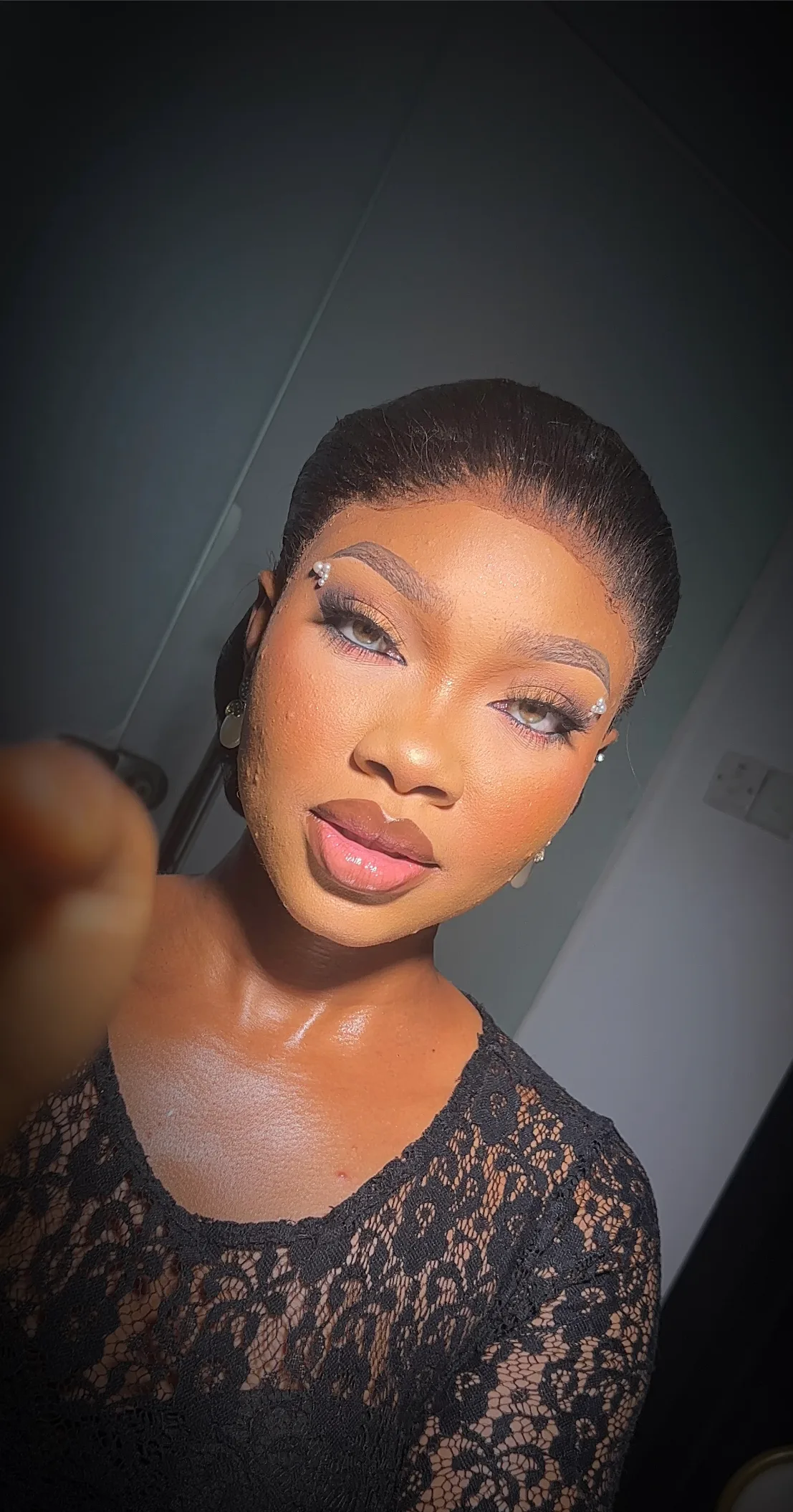 Kelzshadow Makeup Studio In Lekkiphase1 photo 3