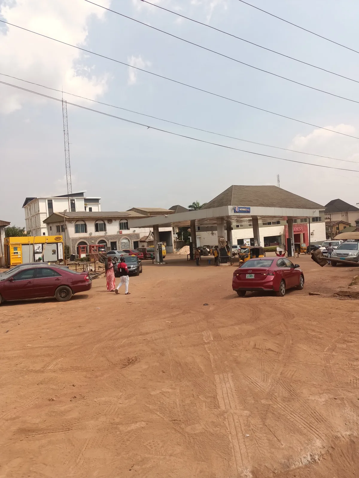 Nowas Filling Station — photo