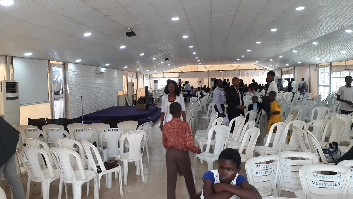 Saints Community Church, Lagos — photo