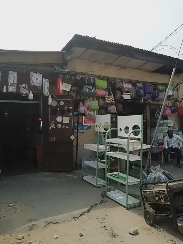 Ogunabali Fruit Garden Market — photo
