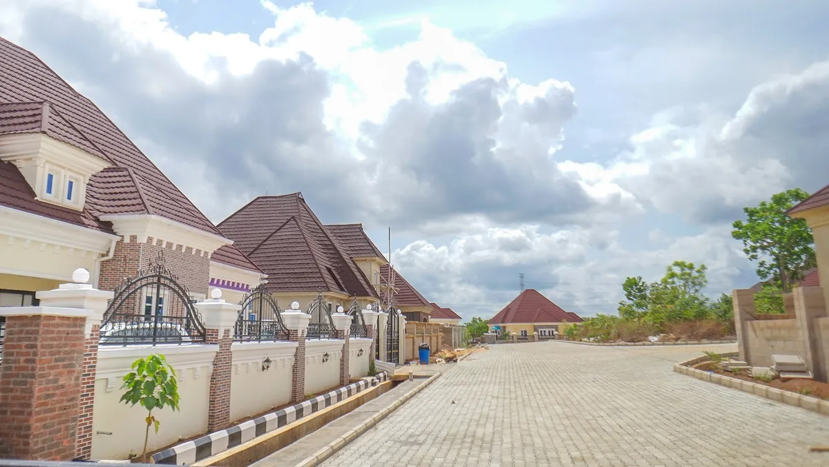 Enugu Lifestyle and Golf City Administrative Building — photo