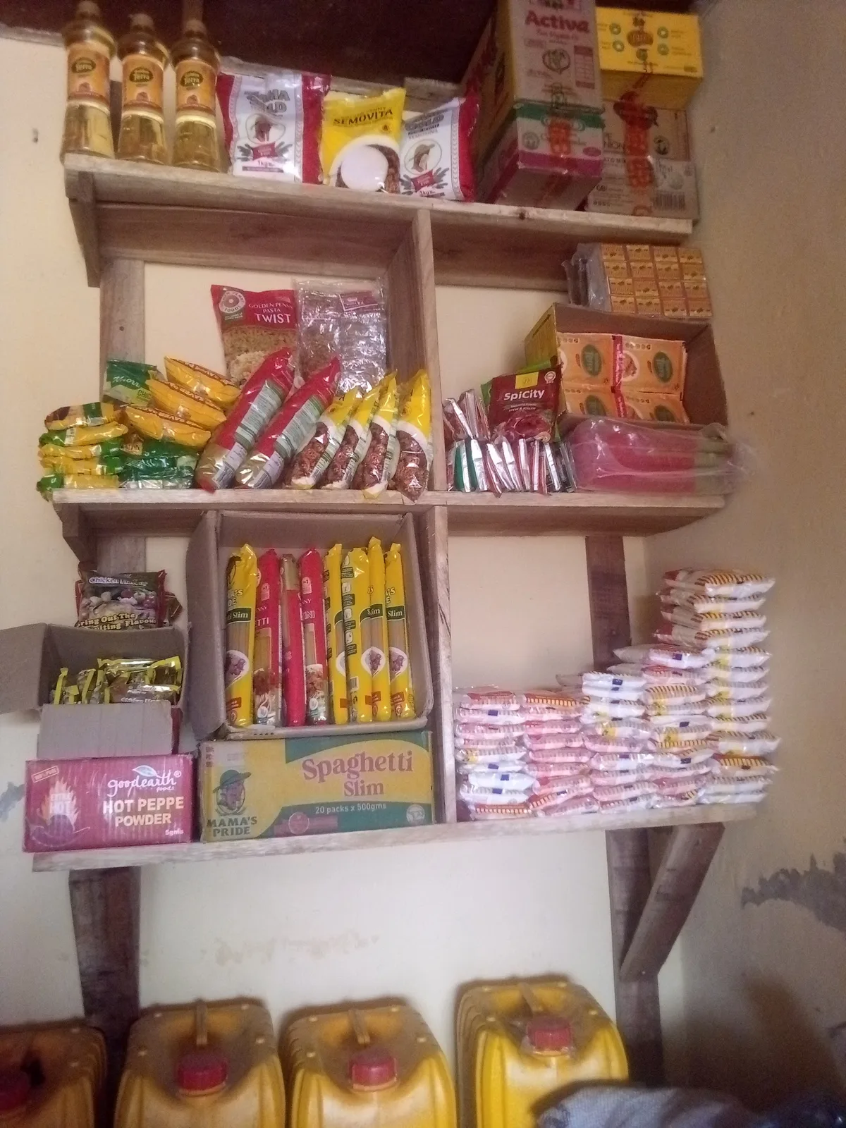 Mummy B.fash food store — photo