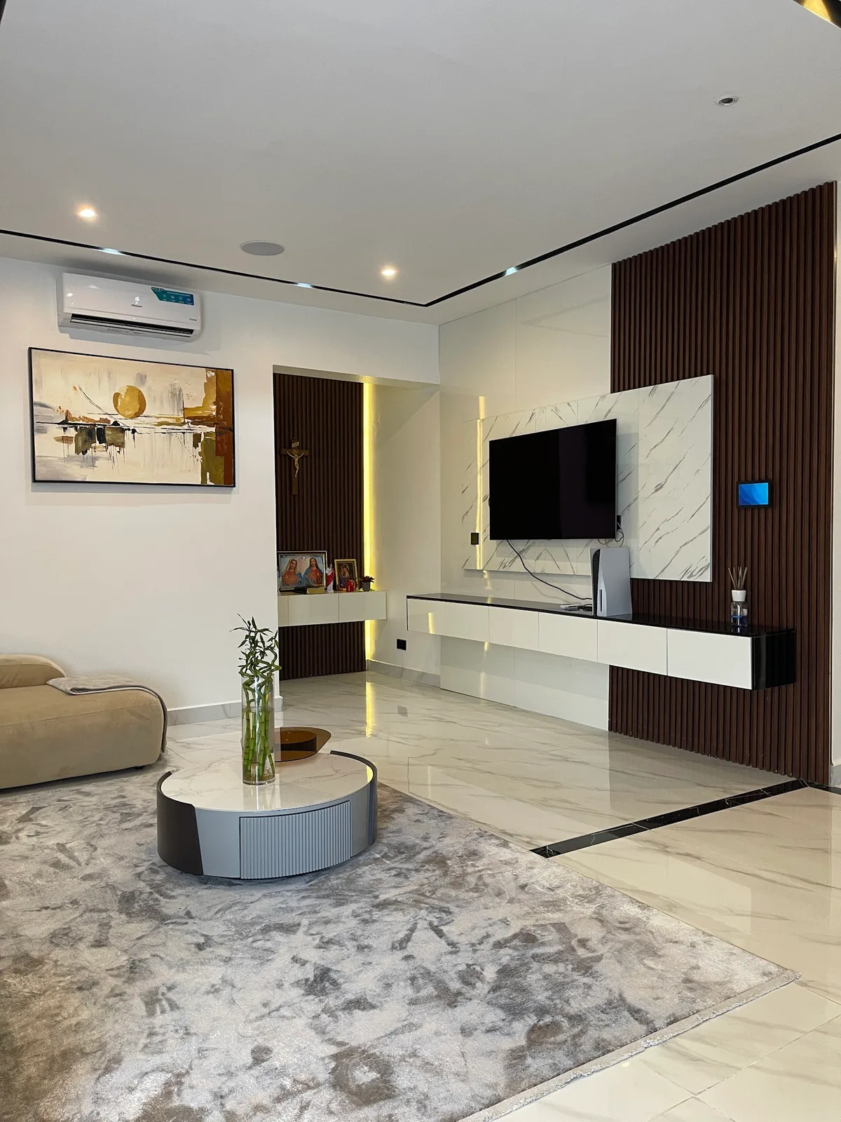 Tosbod | Interior Designer in Abuja — photo