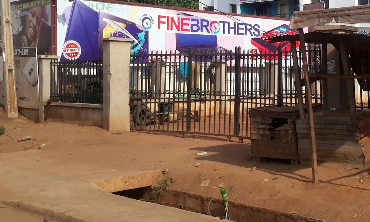 Fine Brothers — photo