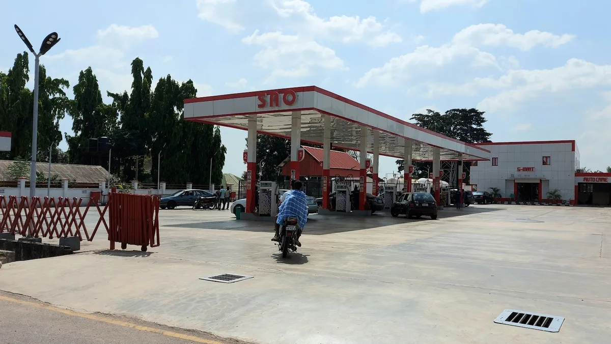 Sao Petrol Station — photo