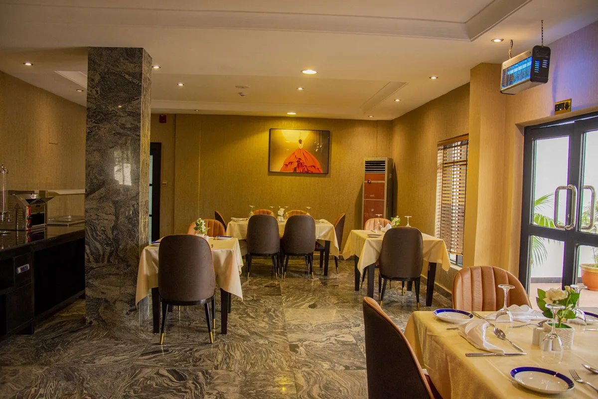 Sparklyn Hotels & Suites photo 6