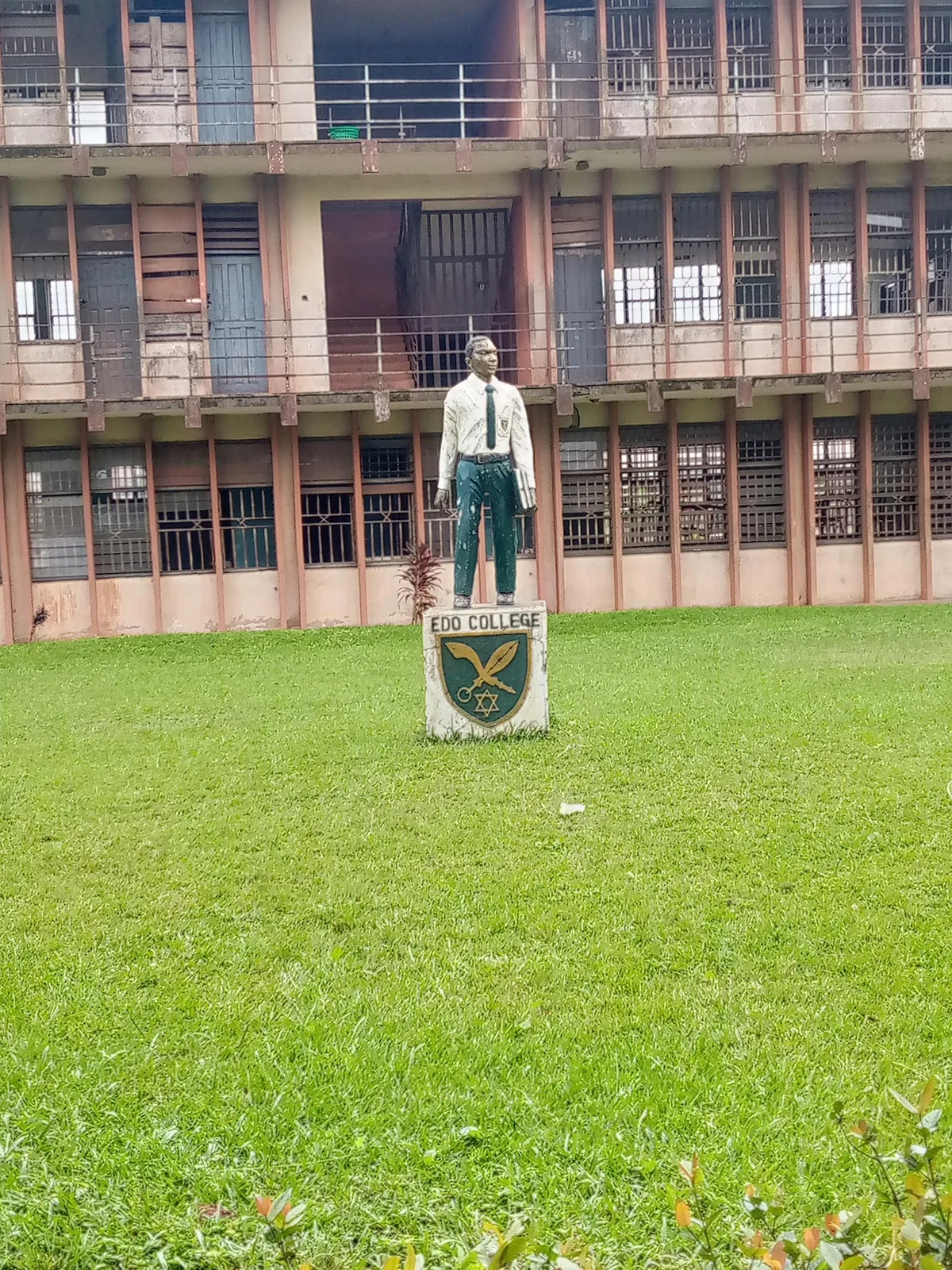Edo College — photo