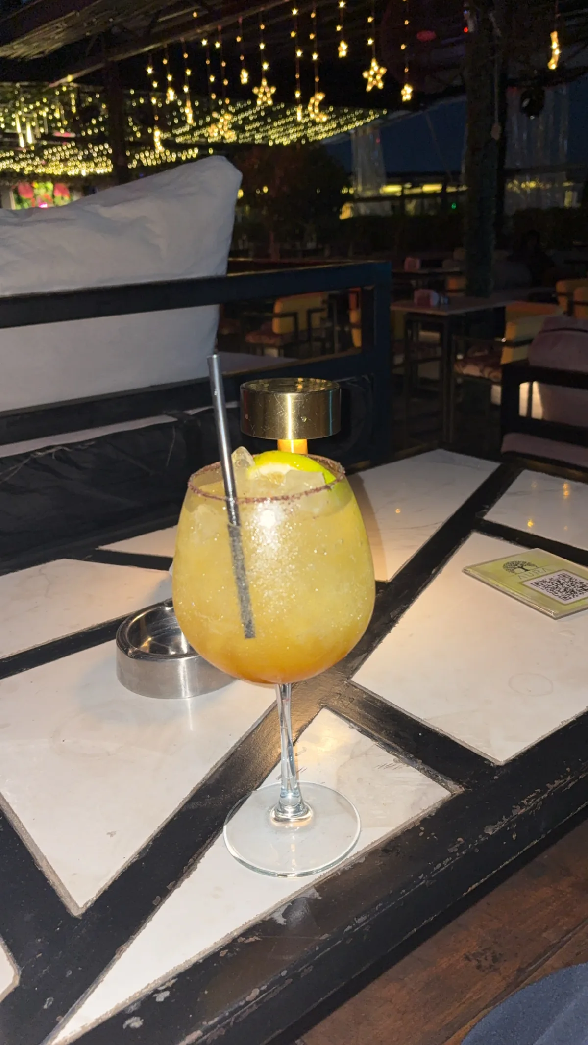 Aura Lounge — photo