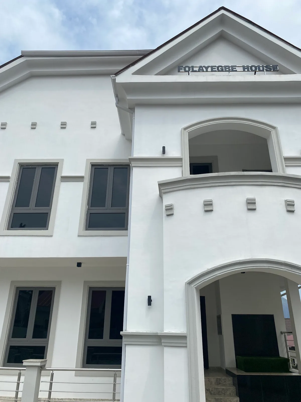 KEHINDE & PARTNERS — photo