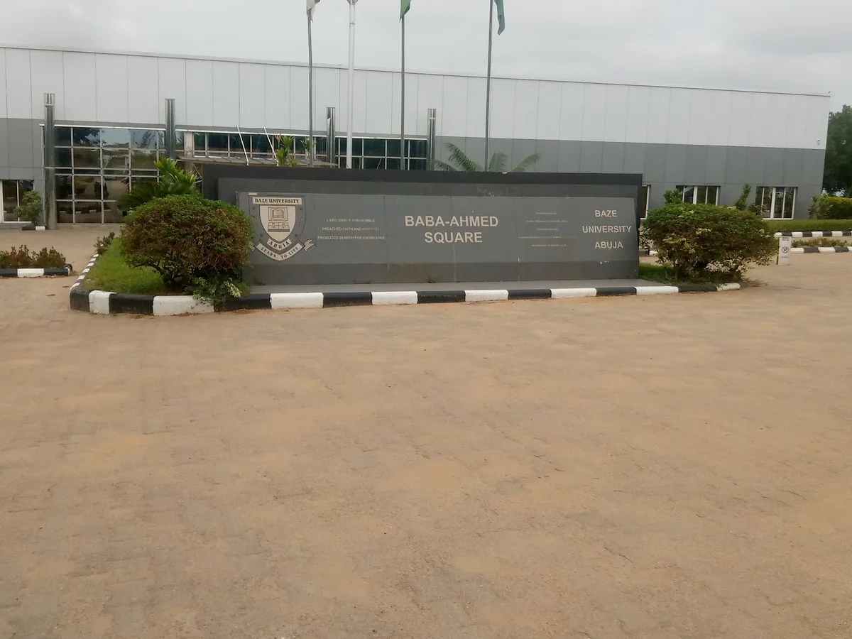 Baze University photo 4