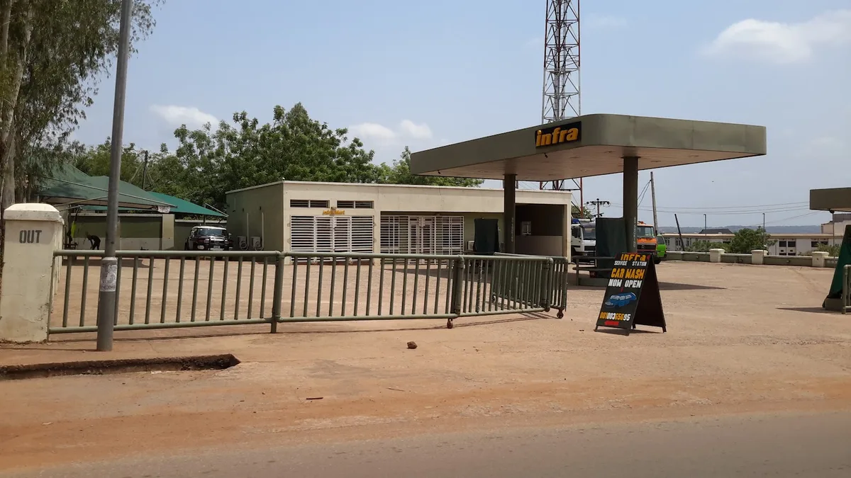 Infra Filling Station — photo