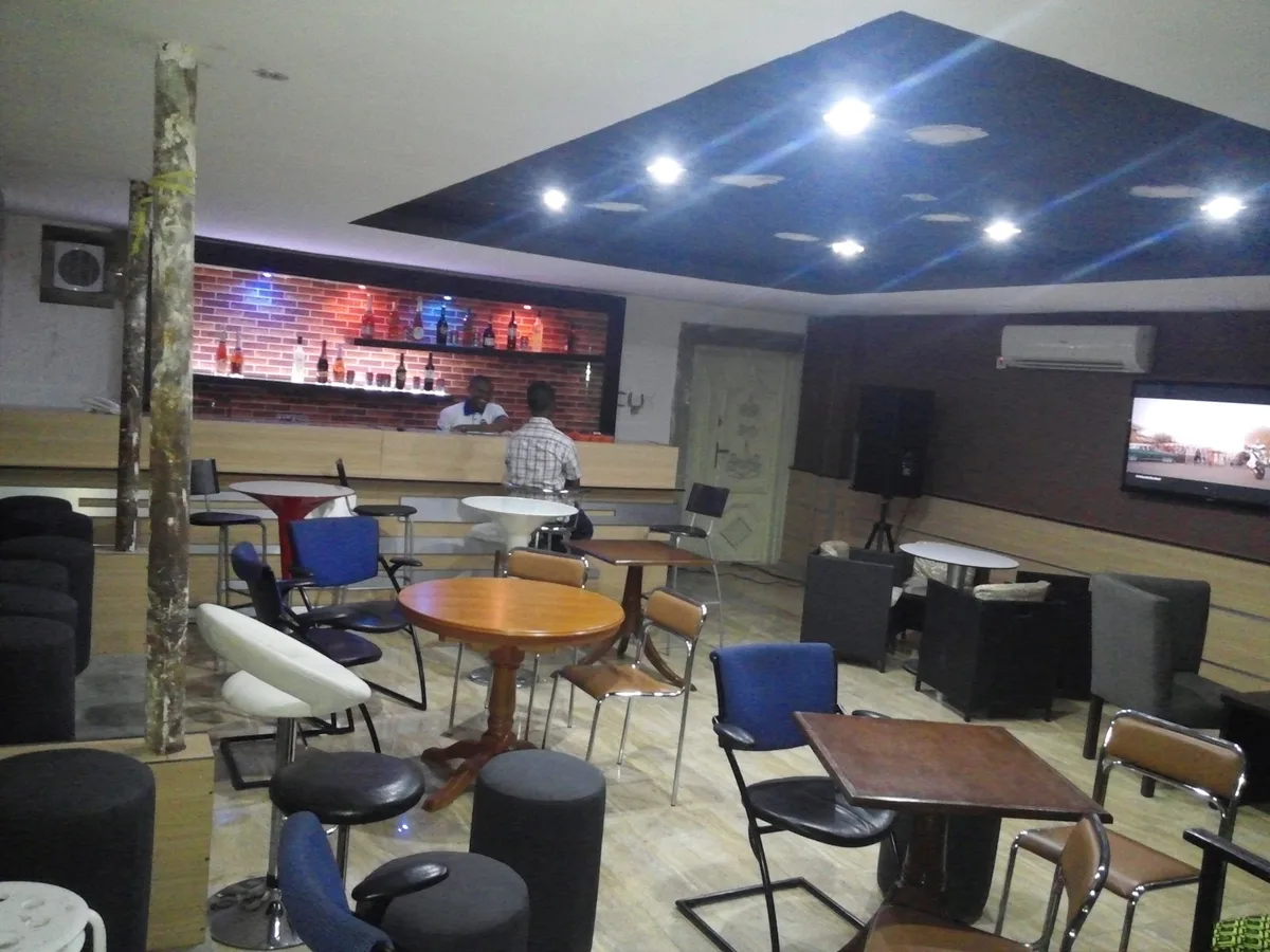360 Lounge N Bar — photo