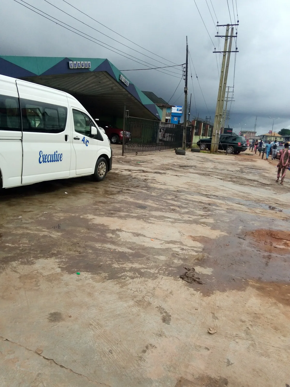 Edegbe Line Mission Road — photo