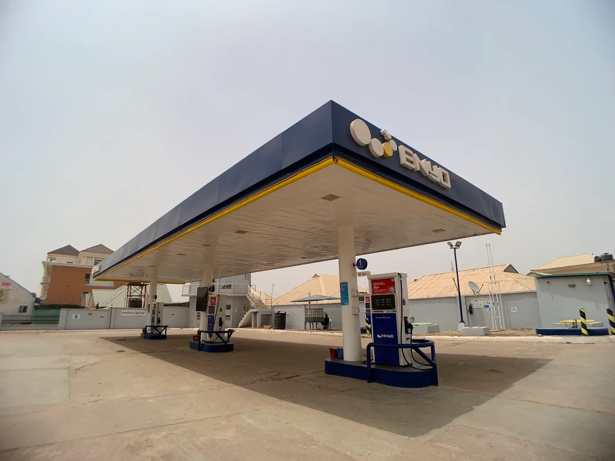 Enyo Filling Station — photo