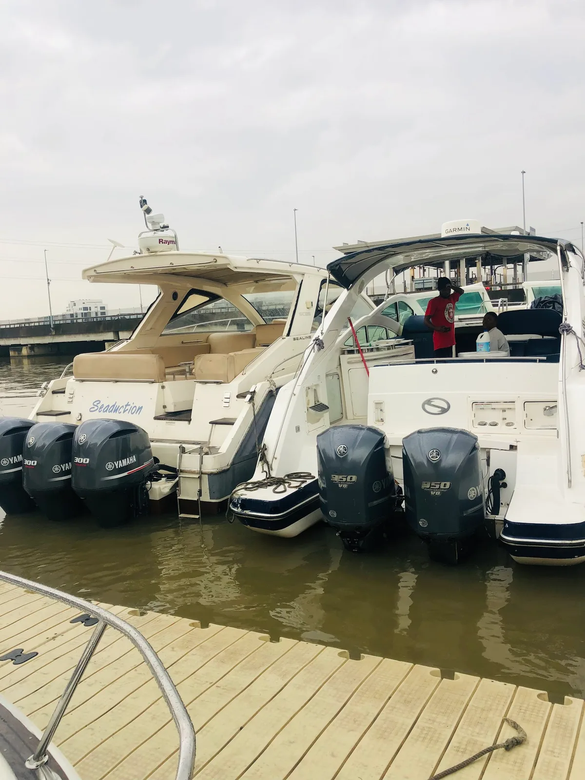 THE BOAT PLUG — photo