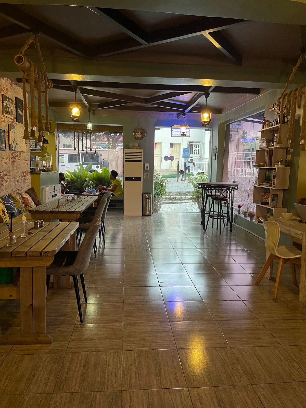 Habil Café — photo