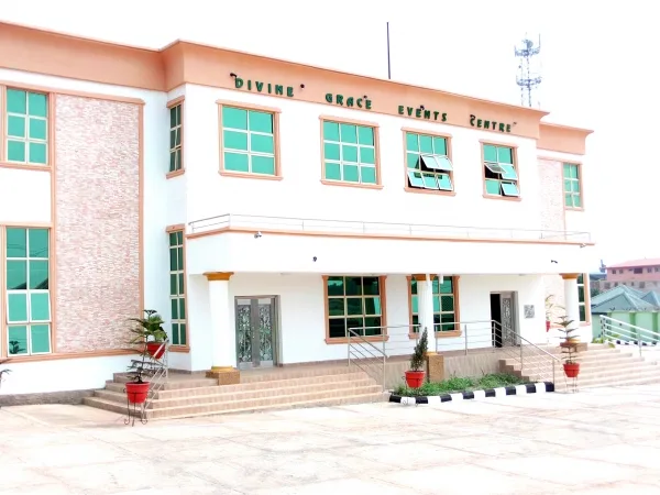 Divine Grace Events Centre, Alakia, Ibadan — photo