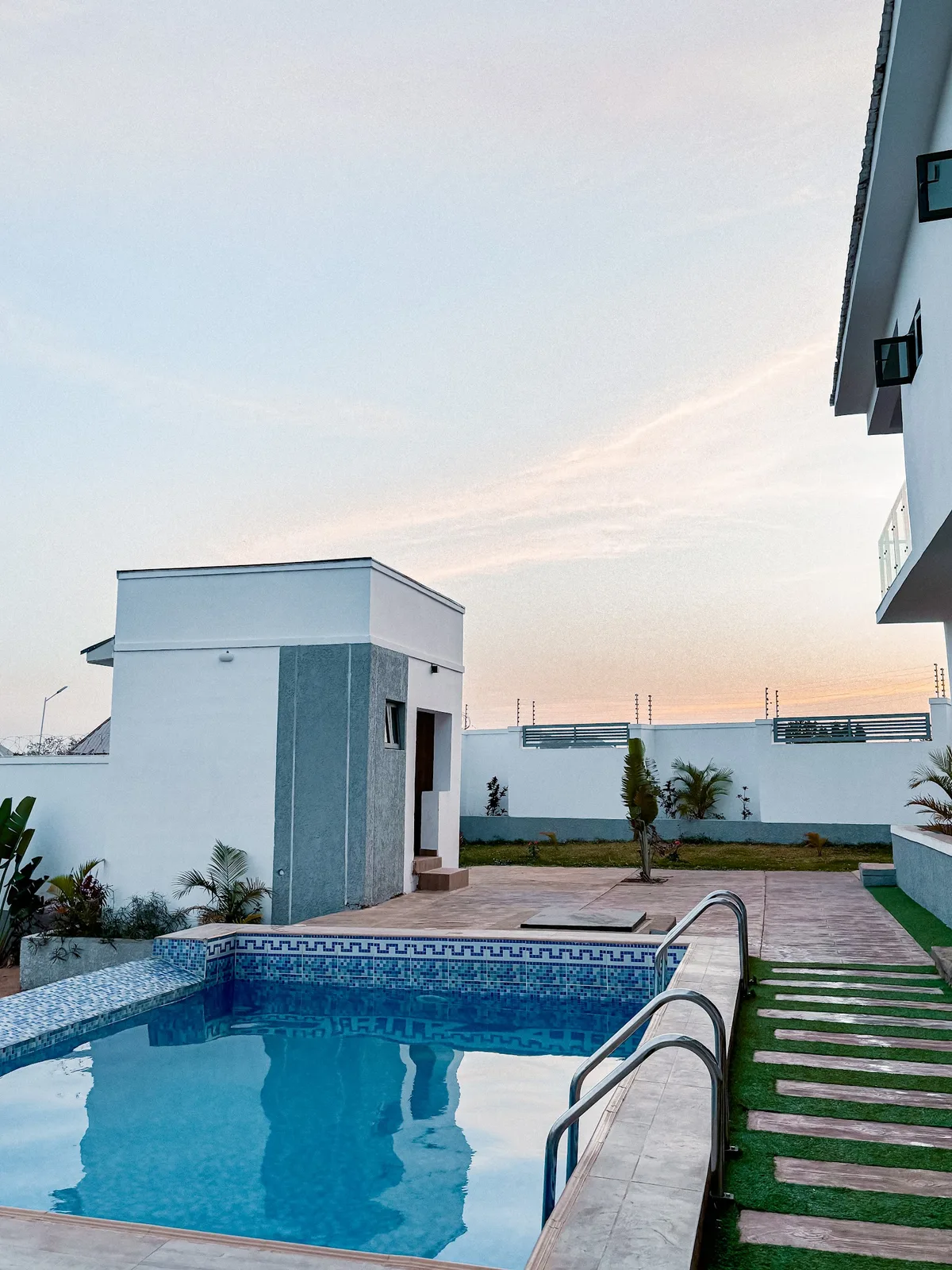 The Embassy Boutique Apartment — photo