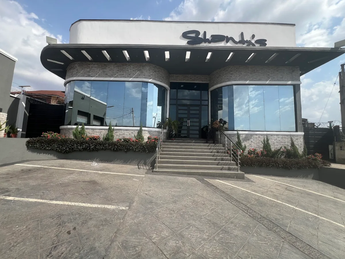Shandy's Restaurant & Grill — photo
