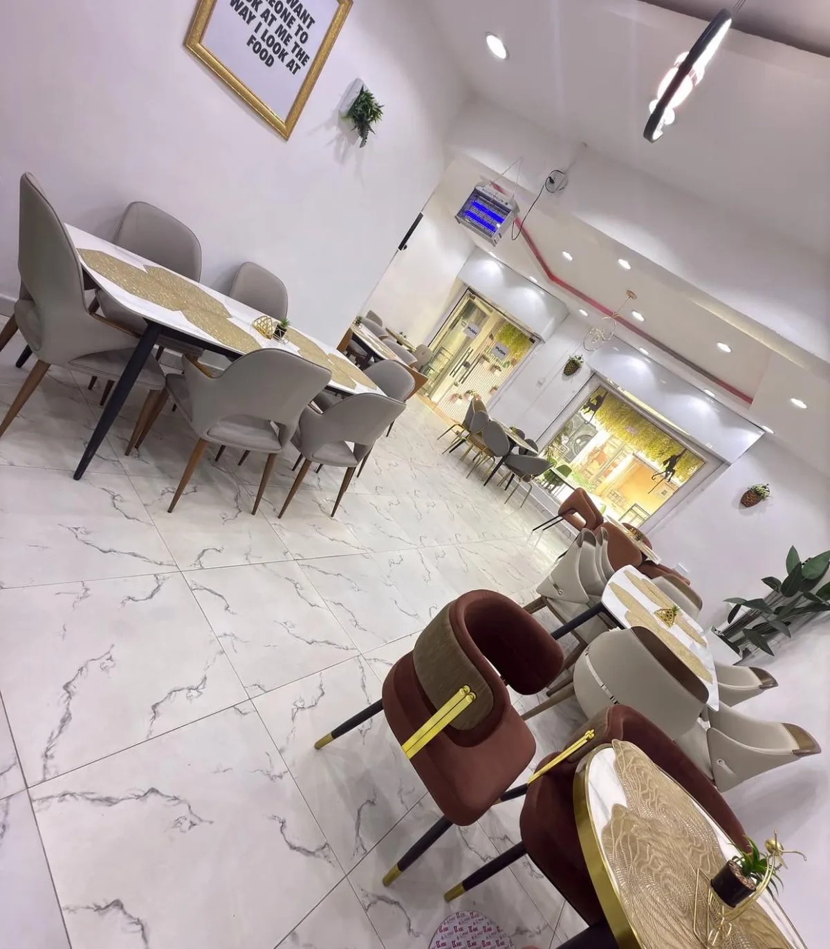 RUCH Snails Restaurant & Pastries — photo