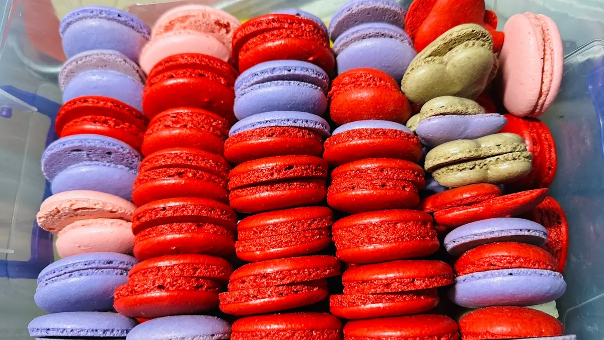 Berries cakes, sweets and desserts — photo