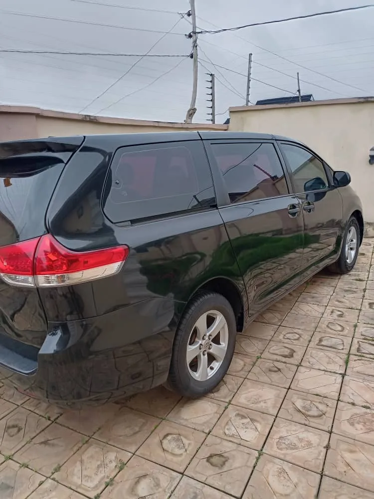 Ceejay Car Hire Services — photo