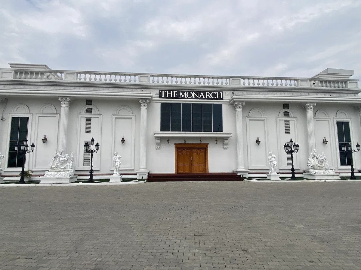 THE MONARCH EVENT CENTER — photo