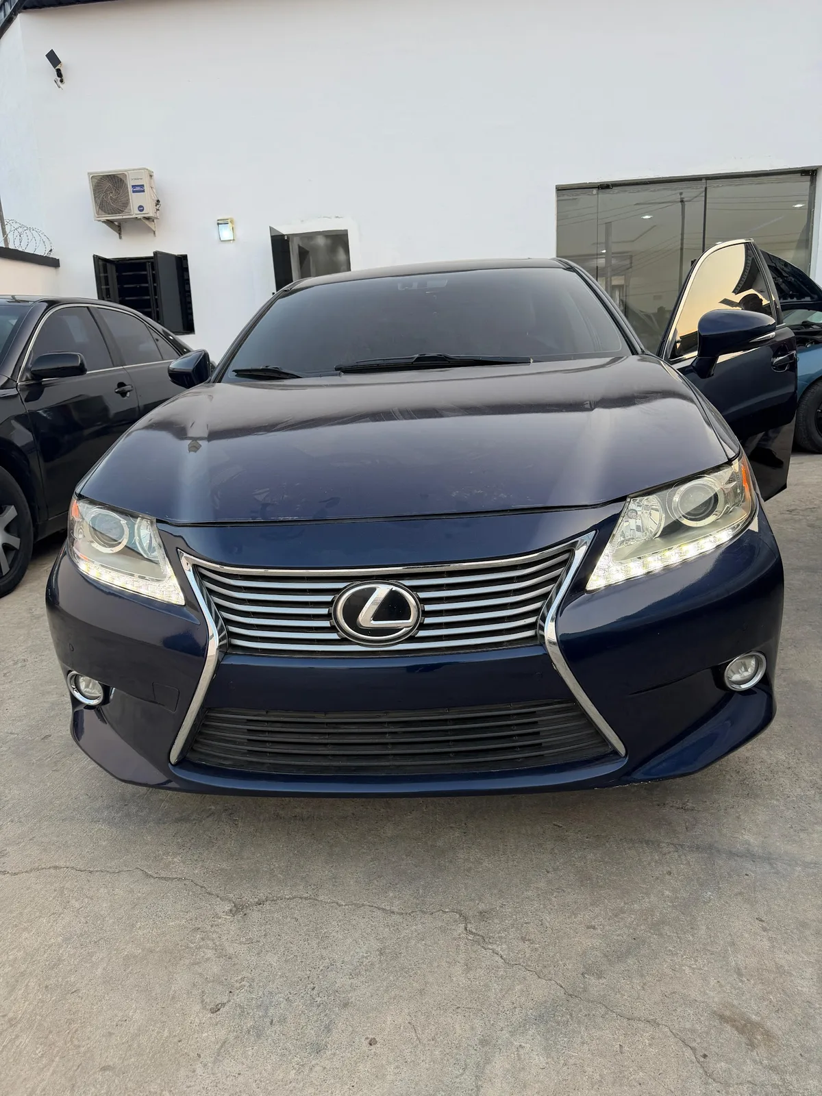 Ibadan Luxury Cars photo 5