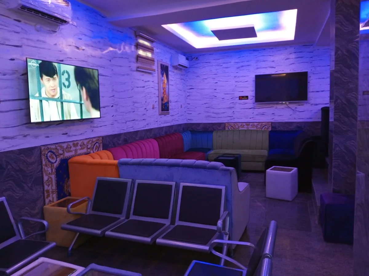 5 Star Saint Hotel photo 3