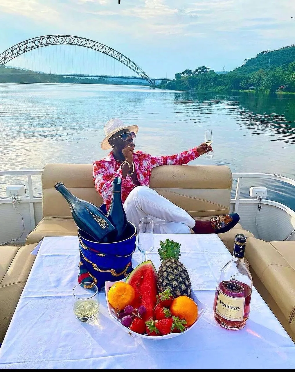 Picnicboat Ng — photo