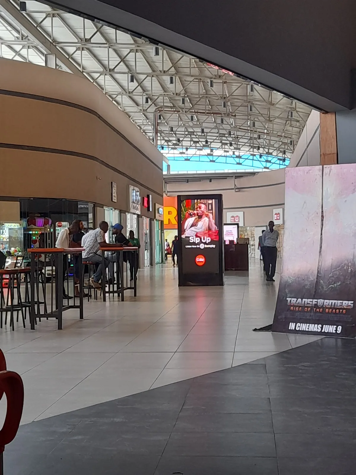 Jara shopping mall — photo