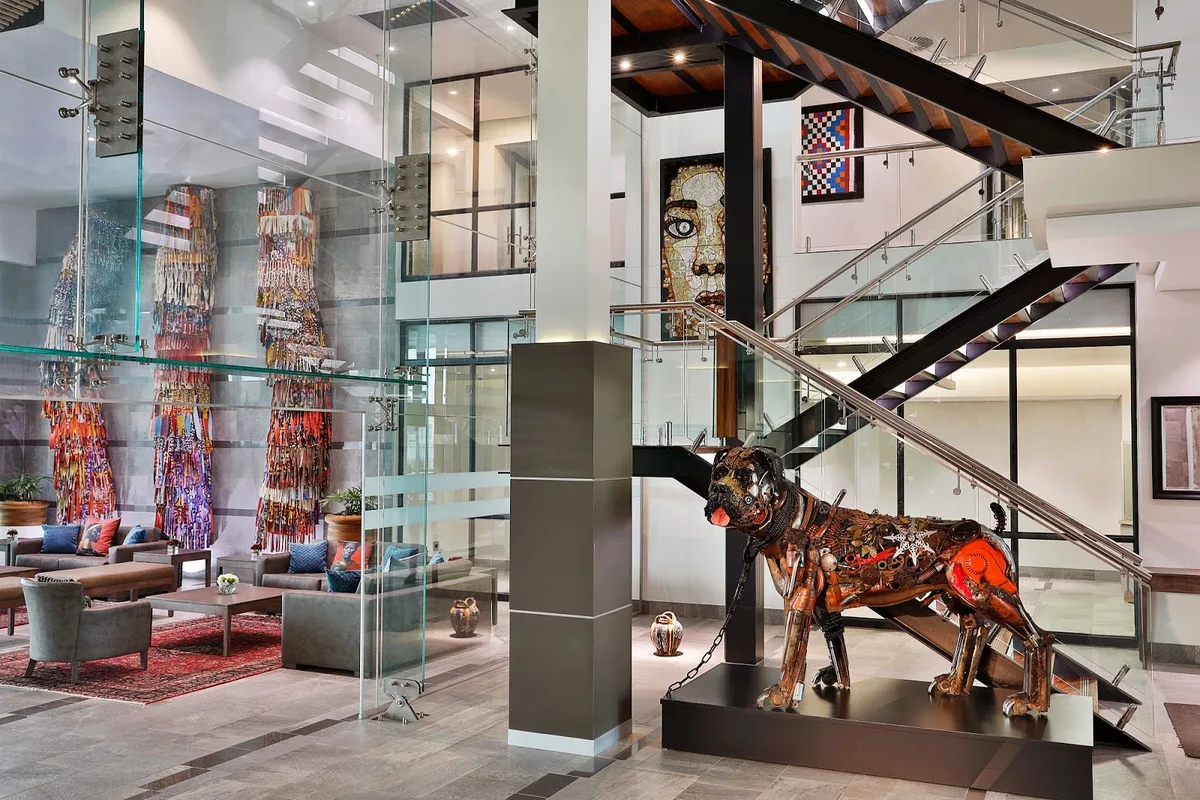 Legend Hotel Lagos Airport, Curio Collection by Hilton photo 5
