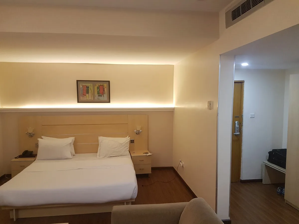 Elkan Terrace photo 6