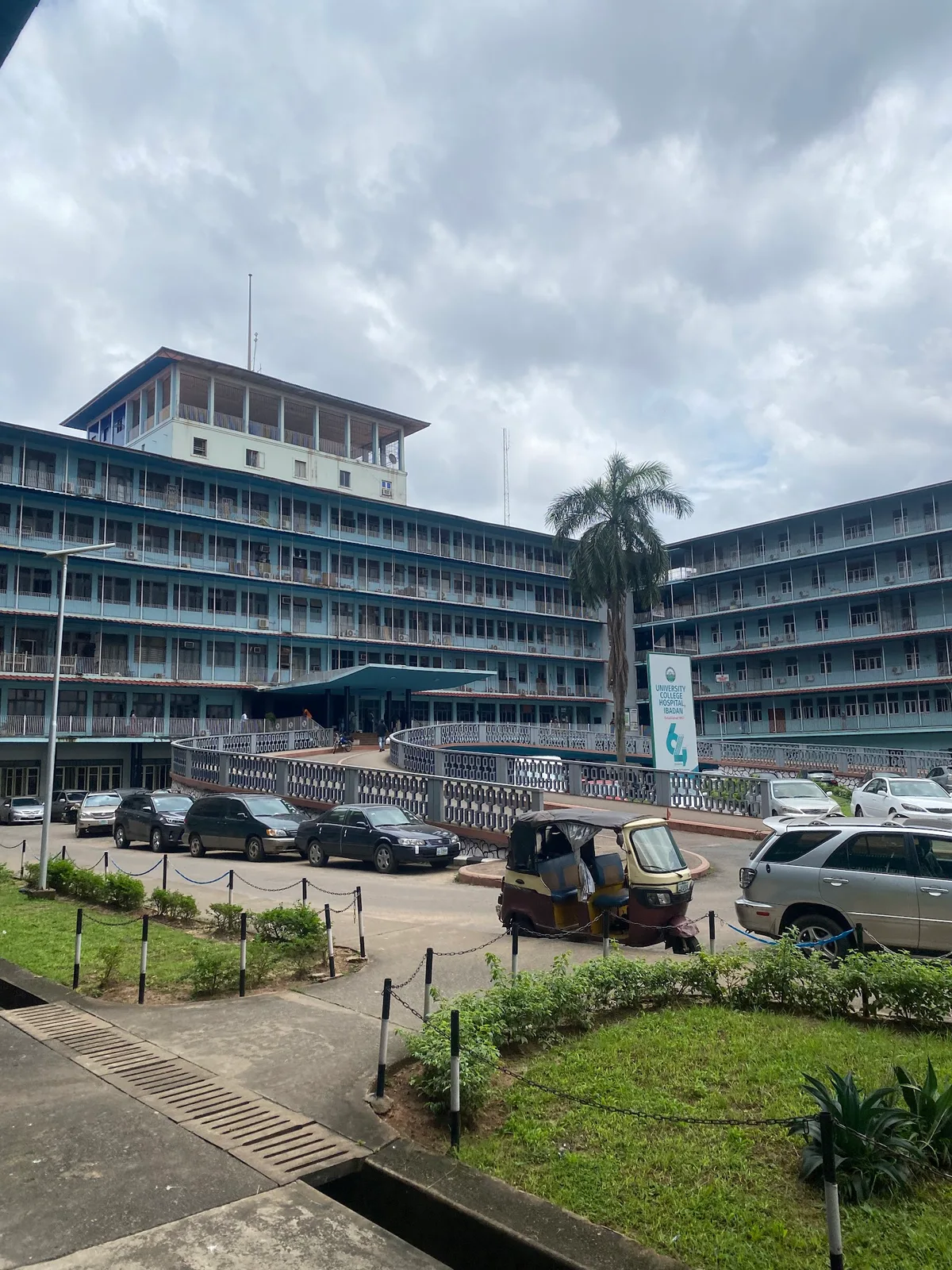 University College Hospital (UCH) — photo