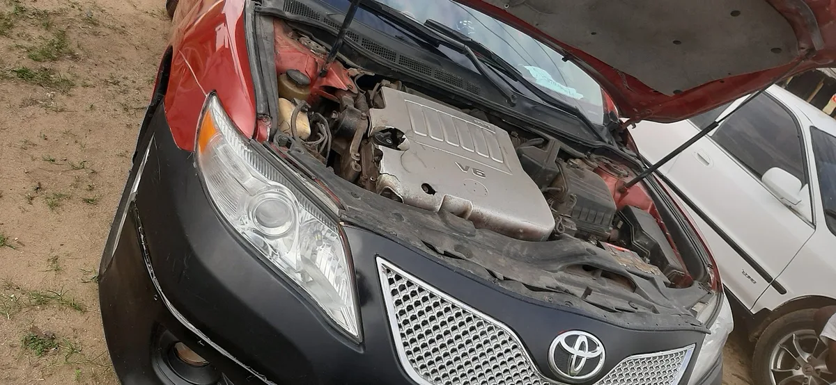 Solomon's auto electrical workshop — photo