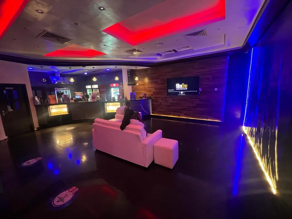Blue Pictures Cinema — photo