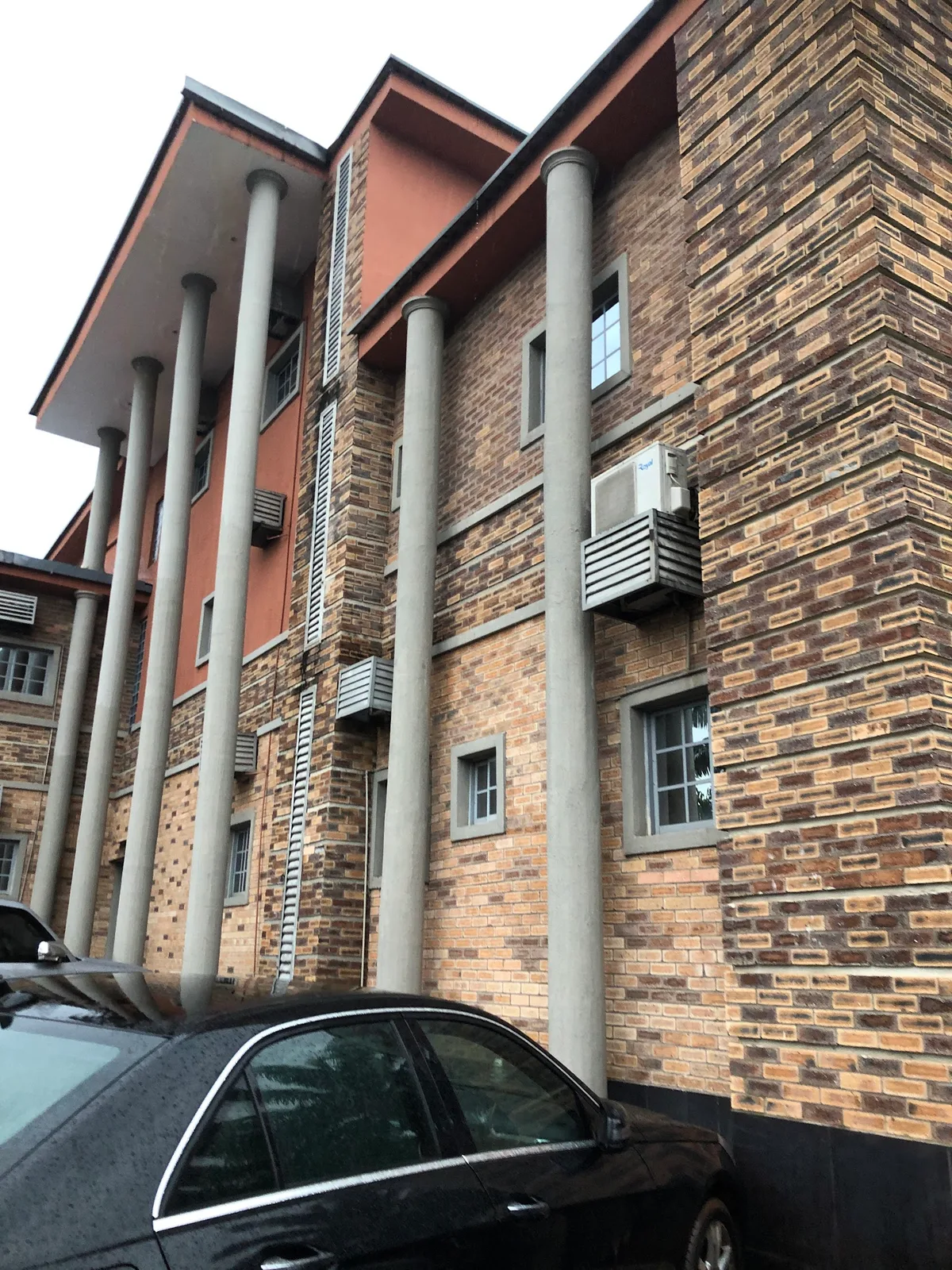 Bayview Resorts and Hotels Enugu — photo