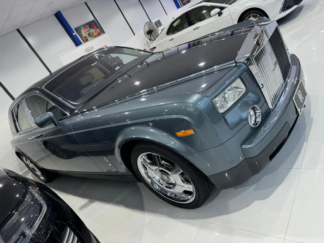I-SQUARE AUTOS LTD — photo